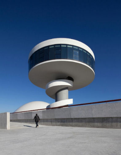 Centro Culturale Internazionale Oscar Niemeyer ad Aviles asturie